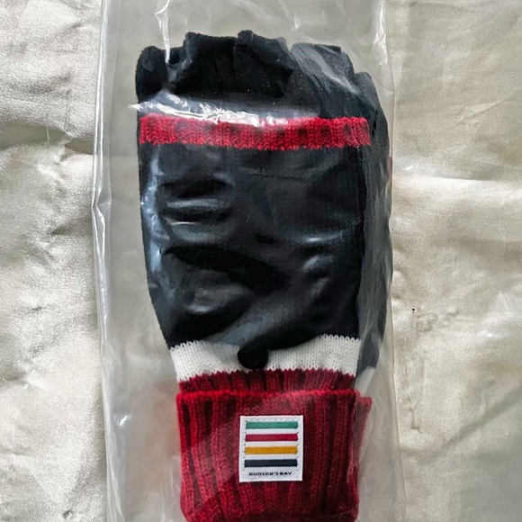 GLOVES/FOLD OVER MITTS, 2014 OLYMPICS OFFICIAL PRODUCT, SIZE ADULT SM/MED, - Picture 2 of 10